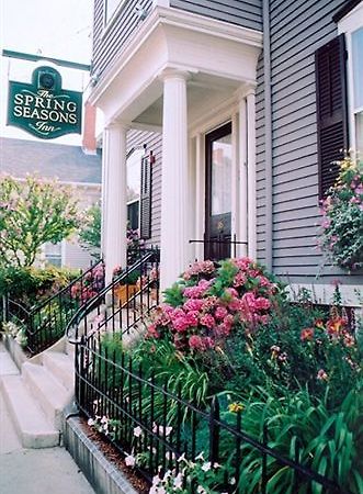 The Spring Seasons Inn Newport Eksteriør bilde